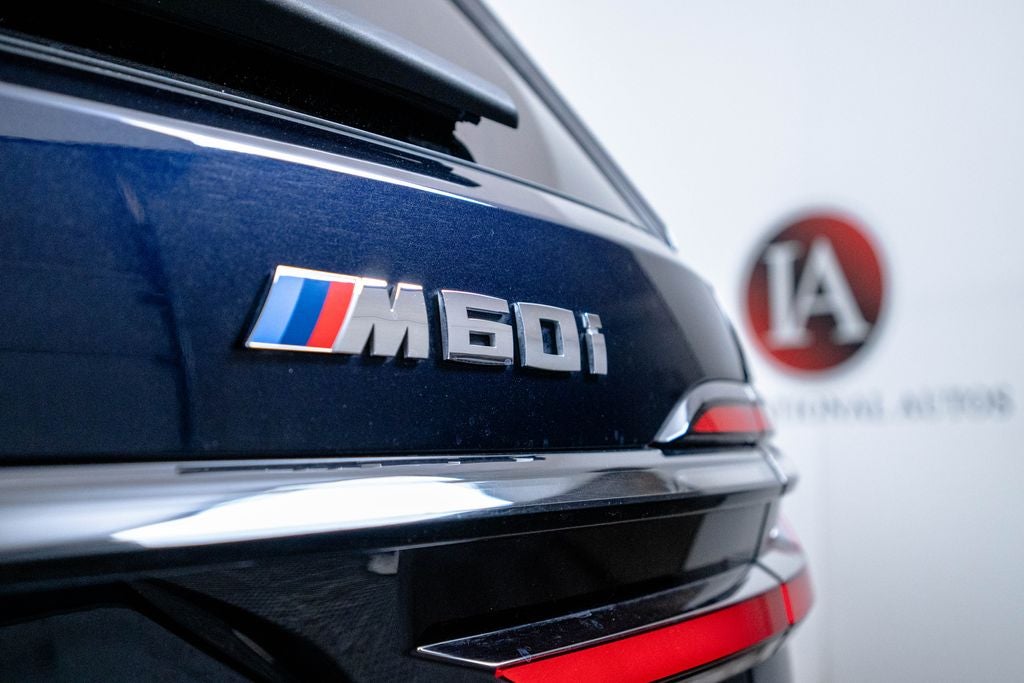2024 BMW X7 M60i