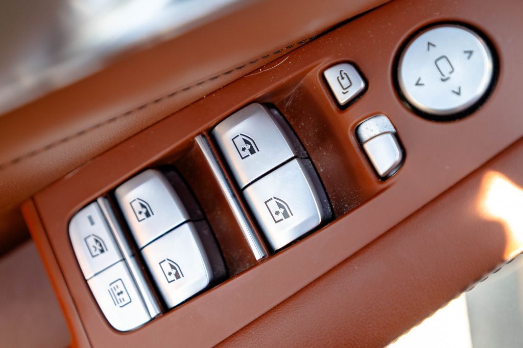 2024 BMW X7 M60i
