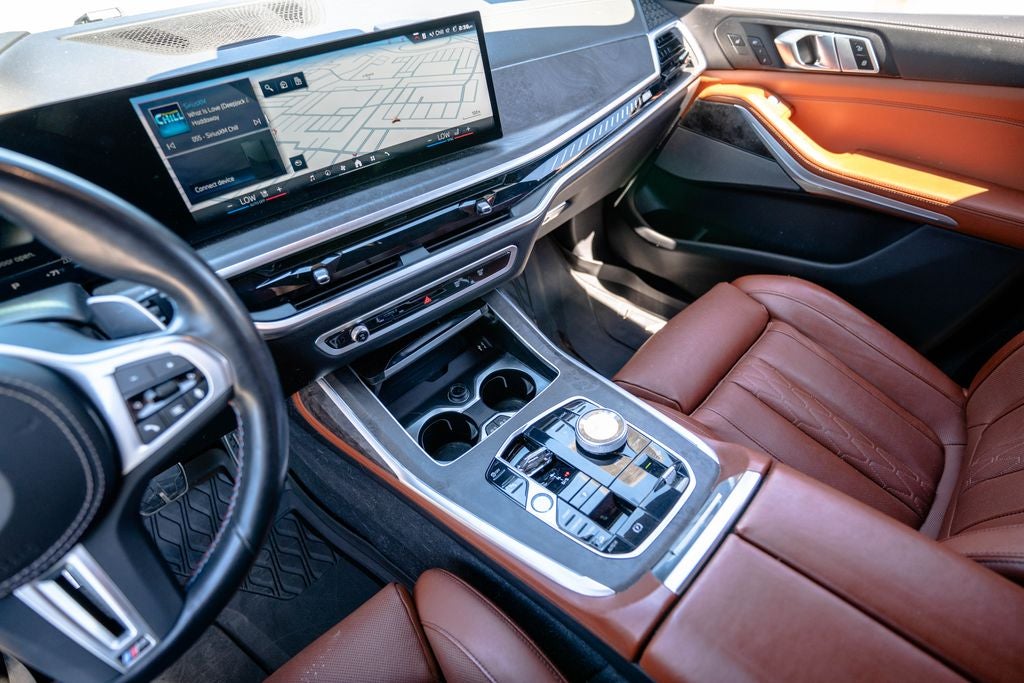 2024 BMW X7 M60i