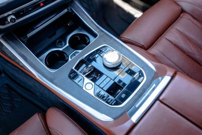 2024 BMW X7 M60i