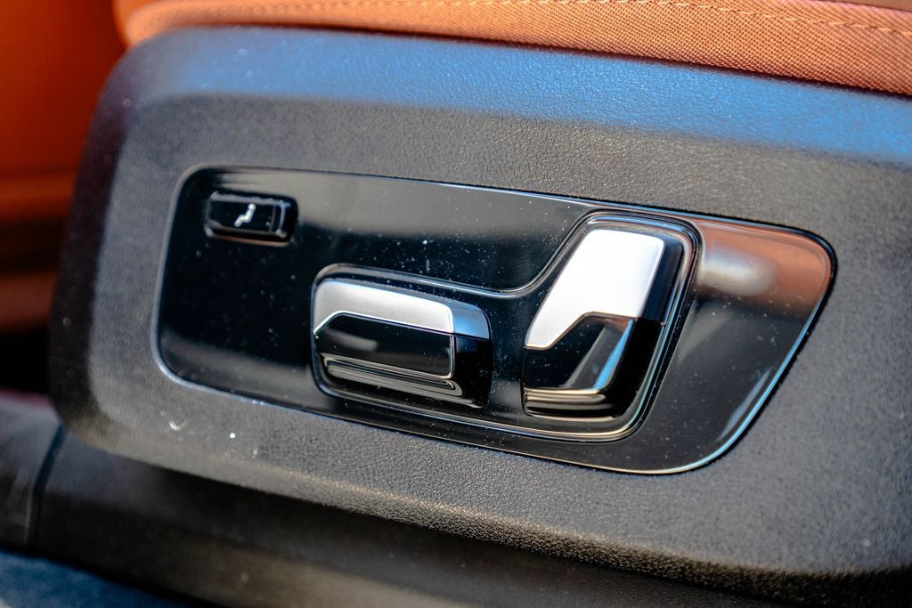 2024 BMW X7 M60i