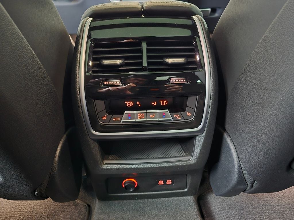 2024 BMW X7 M60i