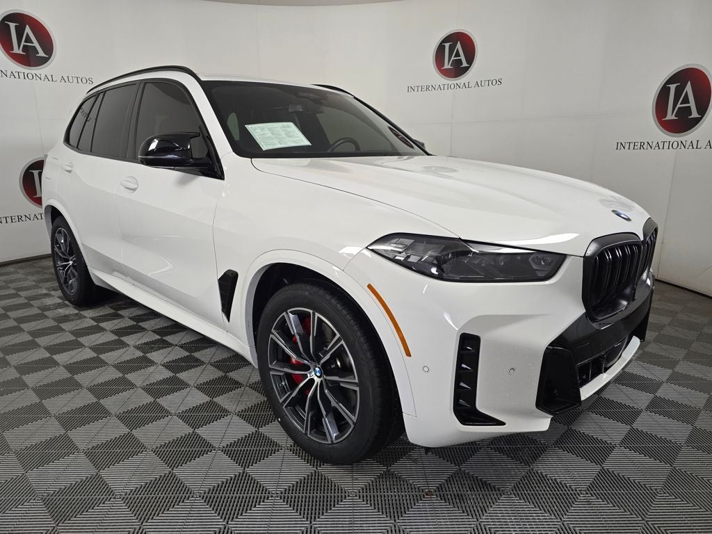 2024 BMW X5 M60i