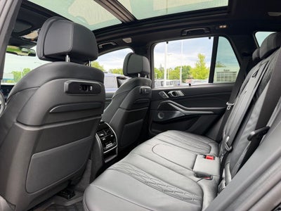 2026 BMW X5 M60i