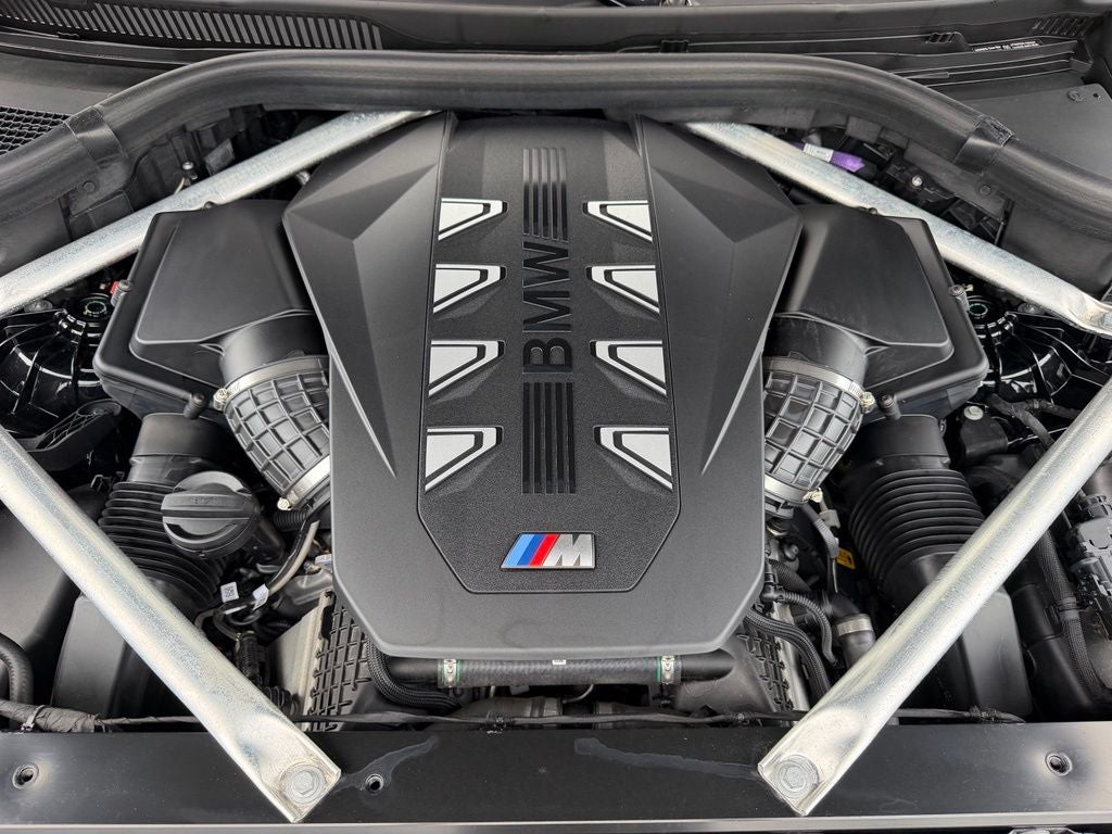 2026 BMW X5 M60i