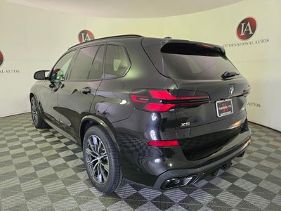 2026 BMW X5 M60i