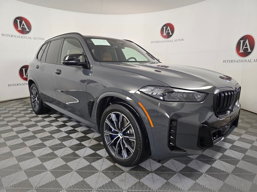 2024 BMW X5 M60i