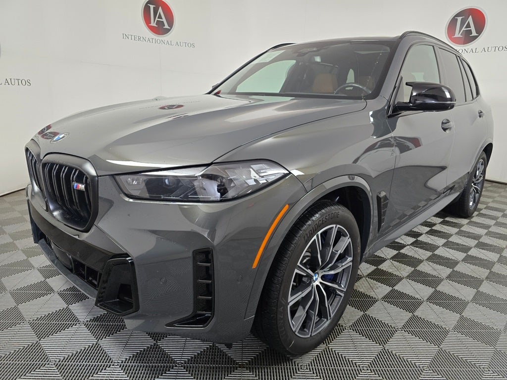 2024 BMW X5 M60i