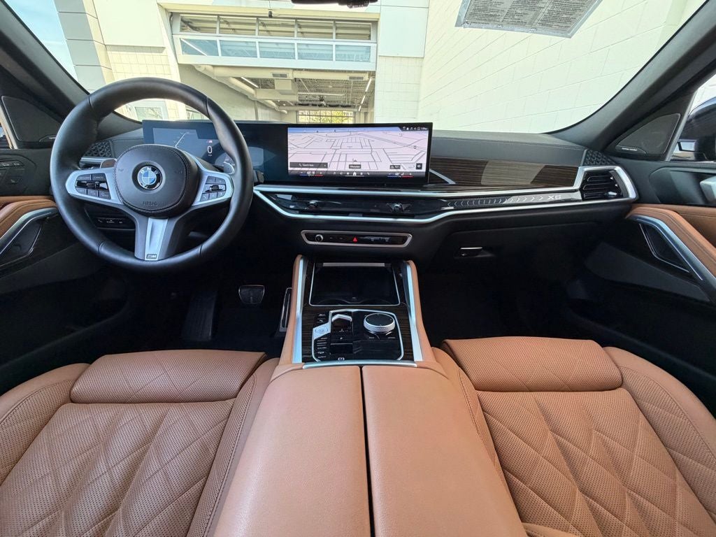 2025 BMW X6 xDrive40i