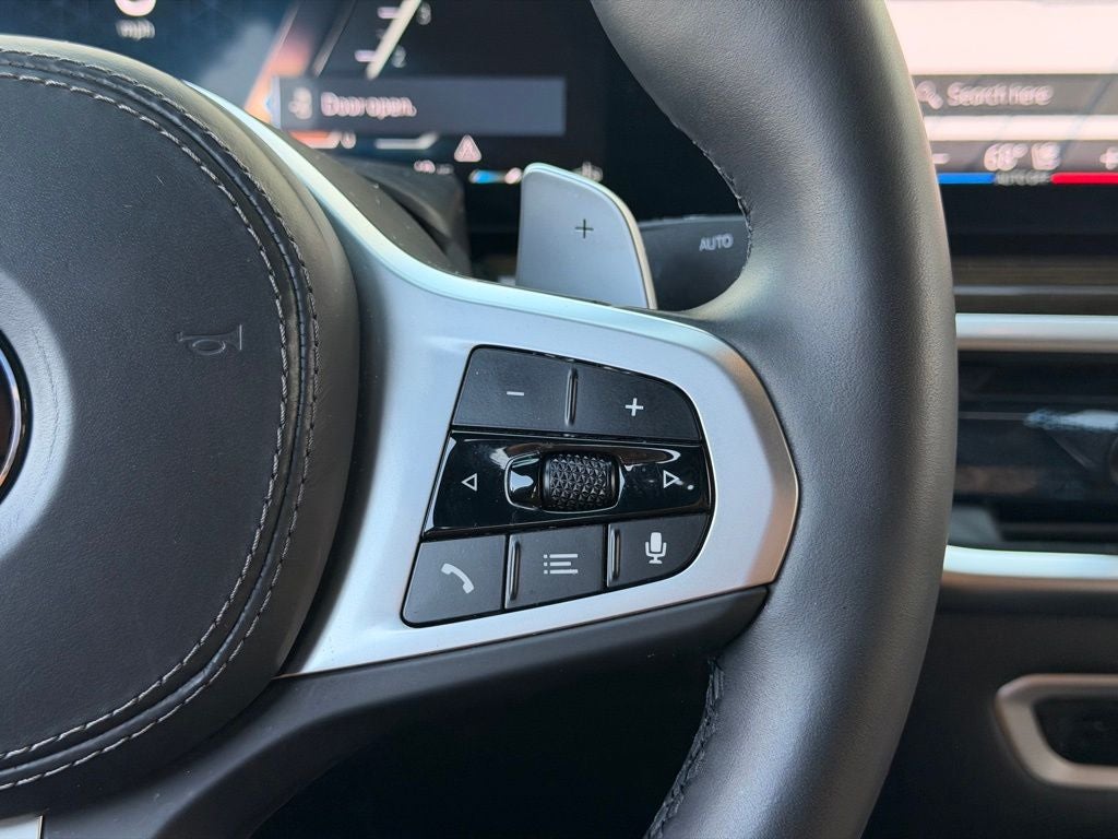 2025 BMW X6 xDrive40i