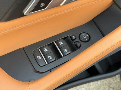 2025 BMW X6 xDrive40i