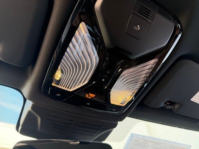 2025 BMW X6 xDrive40i