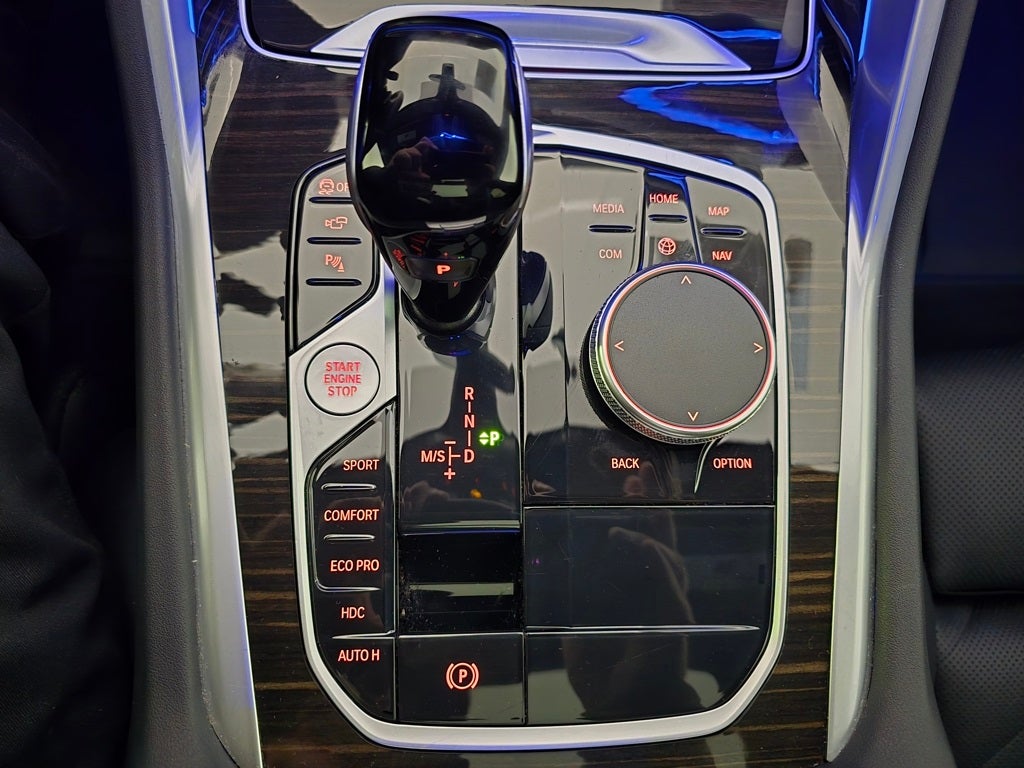 2023 BMW X6 xDrive40i