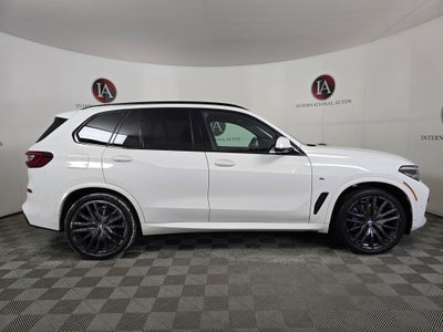 2021 BMW X5 M50i