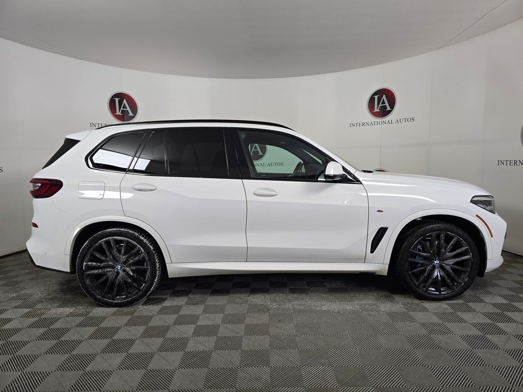 2021 BMW X5 M50i