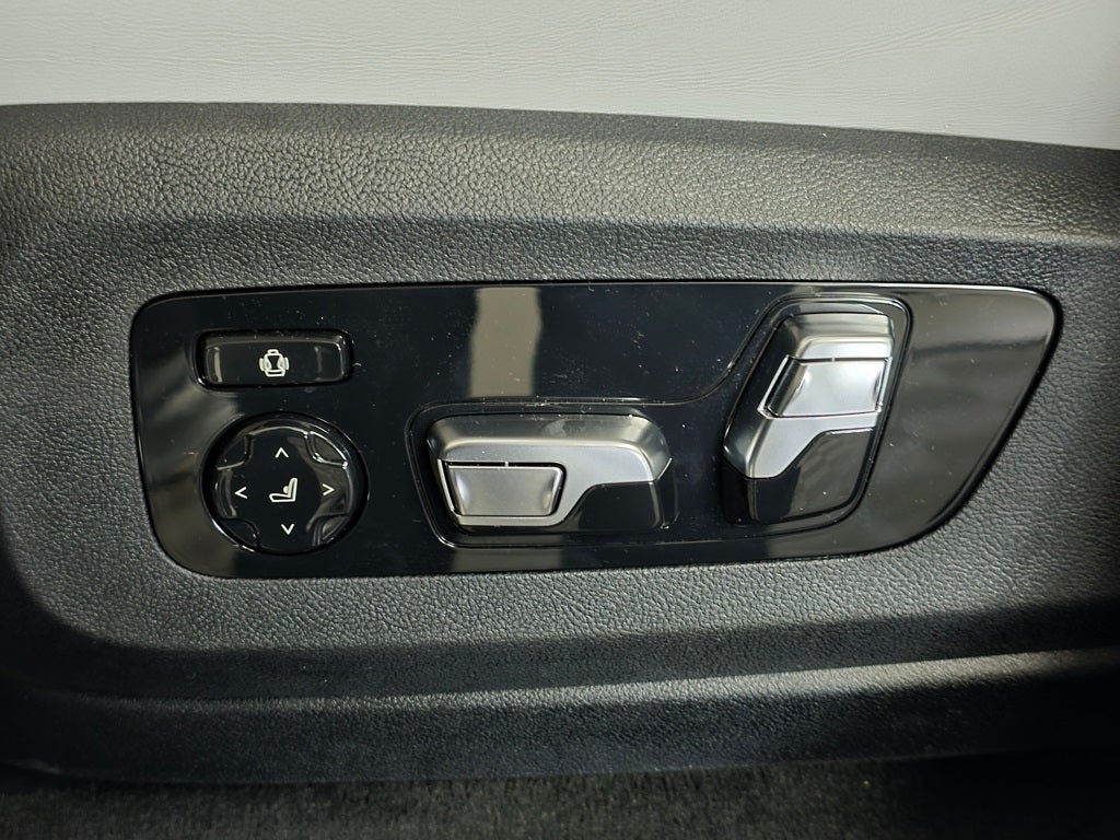 2025 BMW X6 M COMPETITION