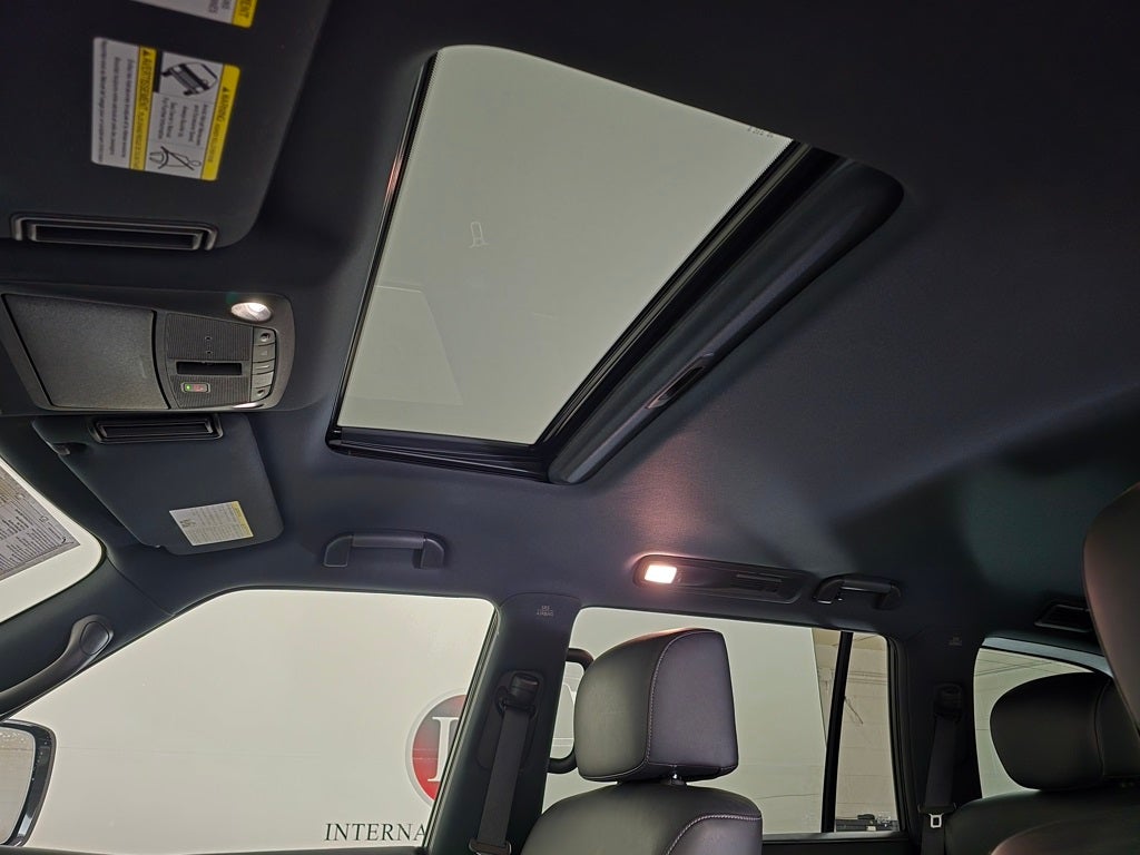 2022 INFINITI QX80 Sensory