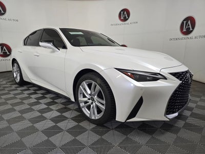 2021 Lexus IS 300 9506E