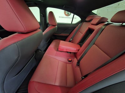 2021 Lexus IS 300 9506E