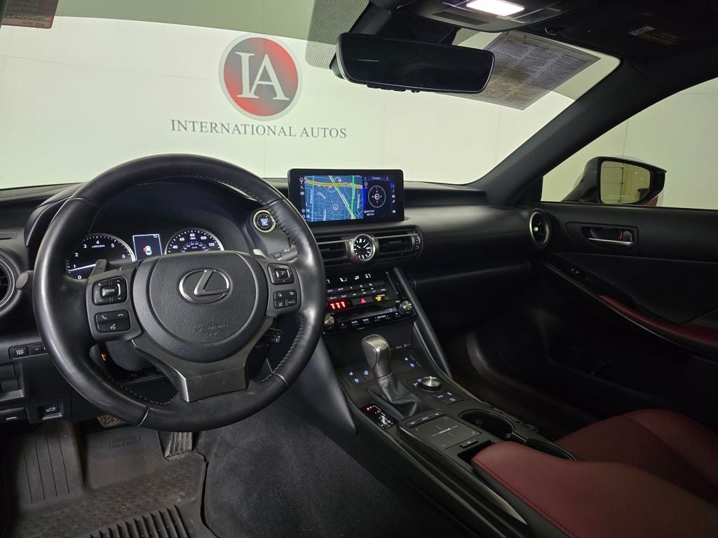 2021 Lexus IS 300 9506E