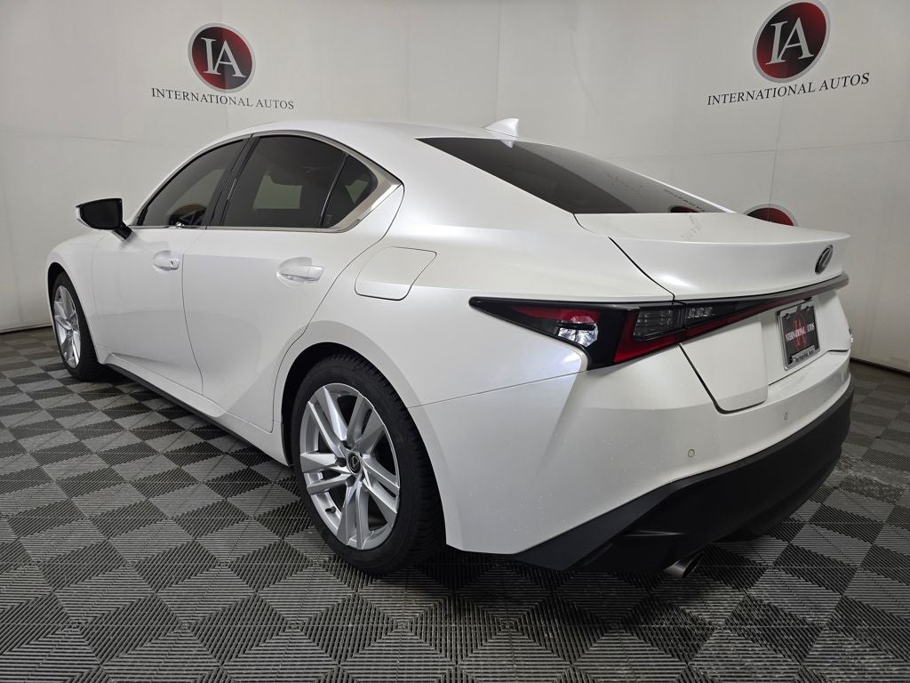2021 Lexus IS 300 9506E