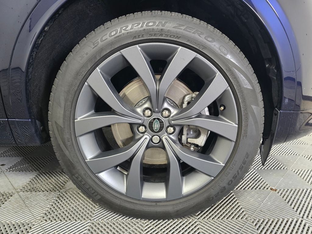 2022 Land Rover Discovery Sport SE R-Dynamic
