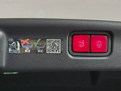2025 Mercedes-Benz C-Class C 300 4MATIC®