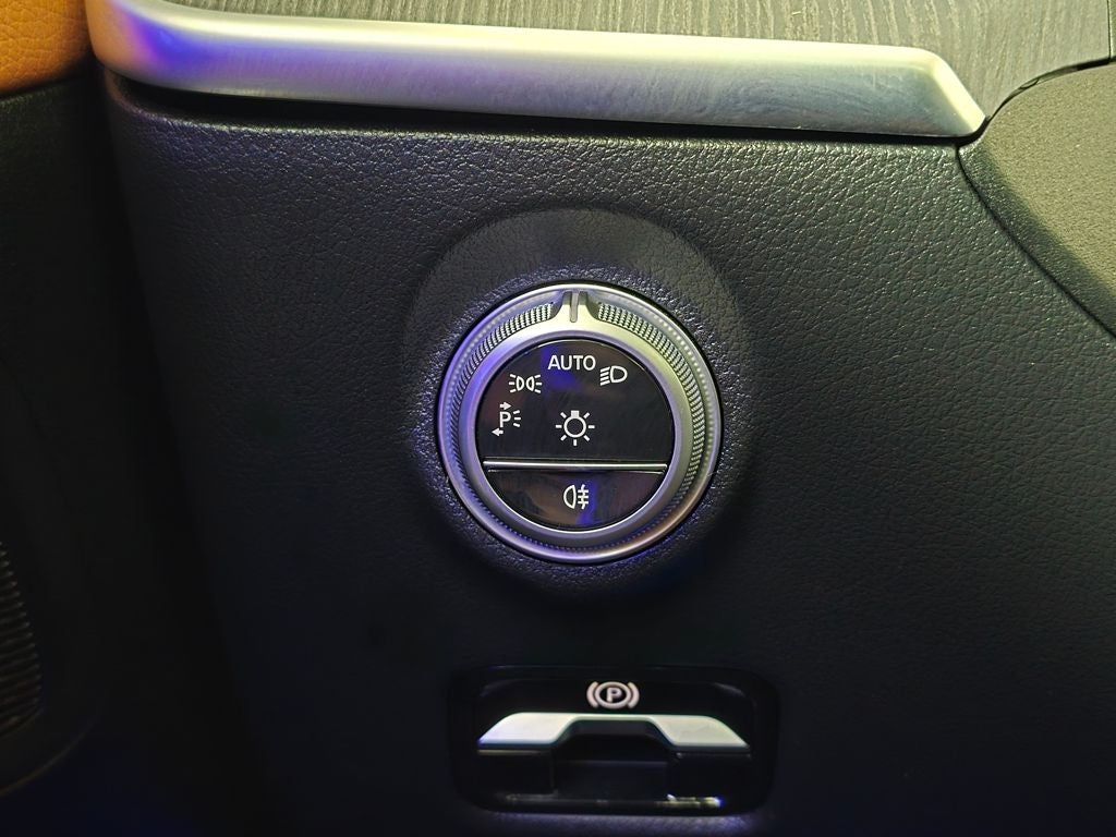 2025 Mercedes-Benz C-Class C 300 4MATIC®
