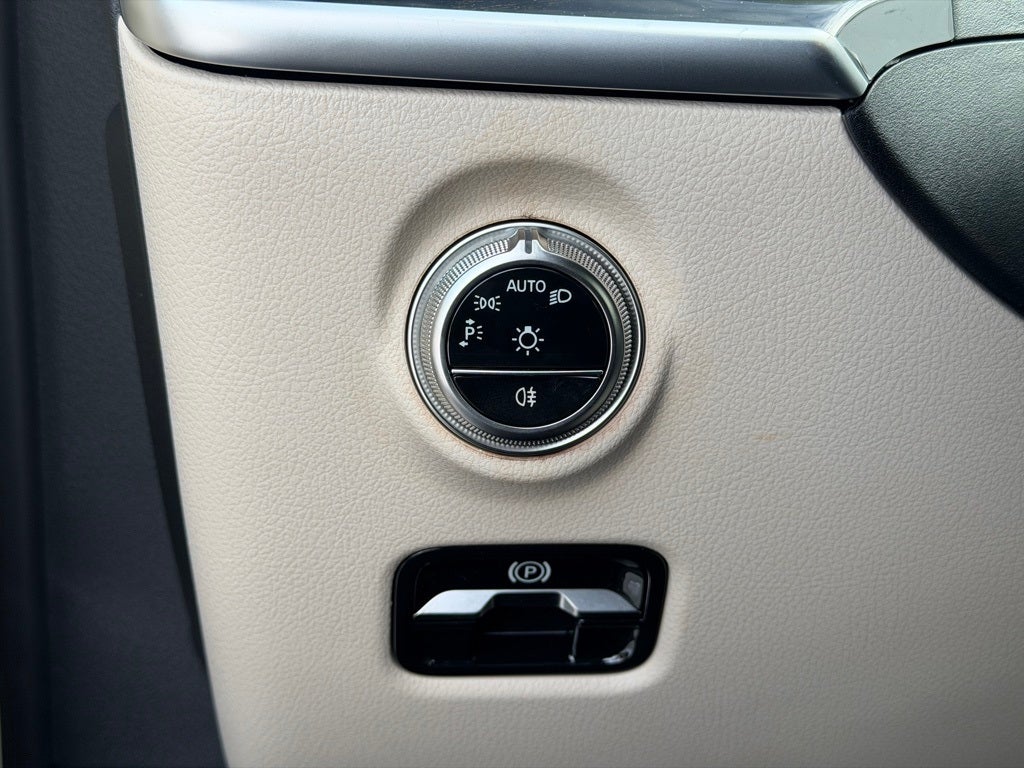 2025 Mercedes-Benz C-Class C 300 4MATIC®