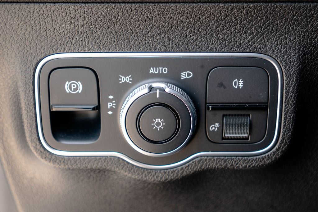 2026 Mercedes-Benz GLB GLB 250 4MATIC®