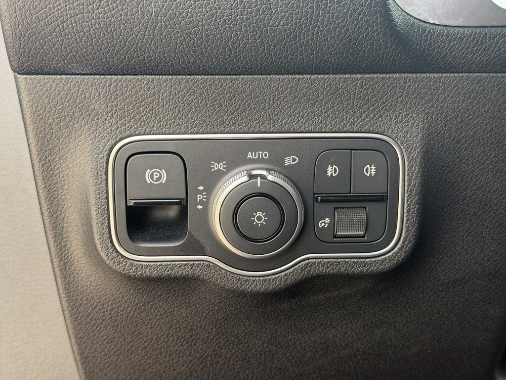 2023 Mercedes-Benz GLB GLB 250 4MATIC®