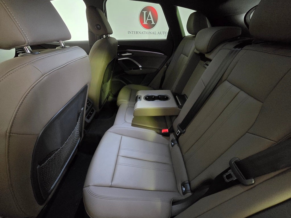 2025 Audi Q5 2.0T Premium quattro