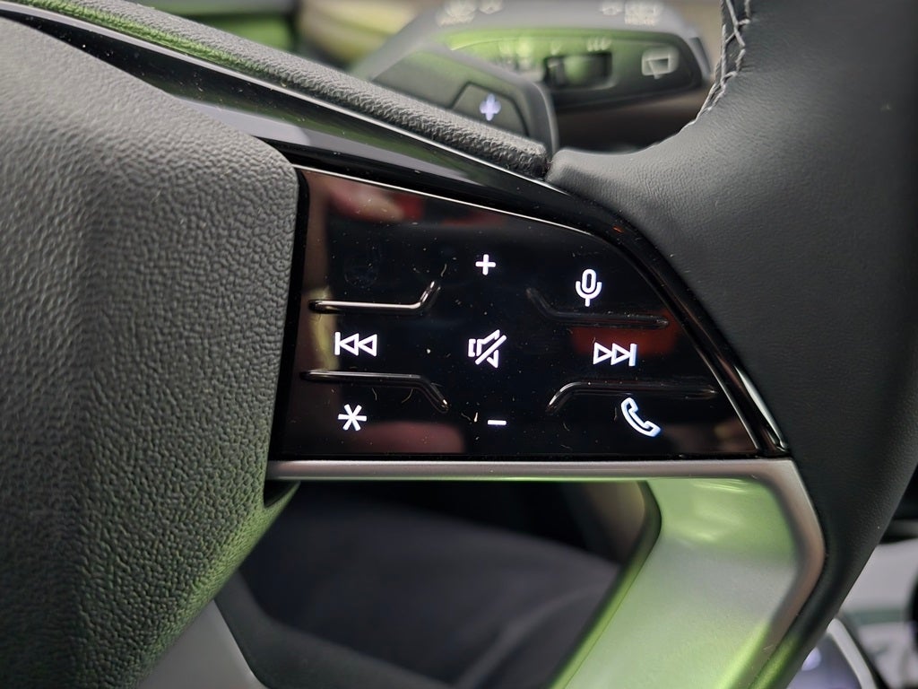 2025 Audi Q5 2.0T Premium quattro