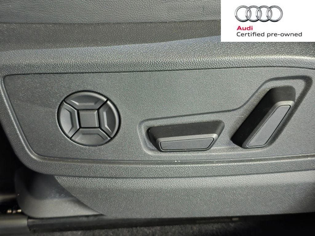2025 Audi Q5 2.0T Premium quattro
