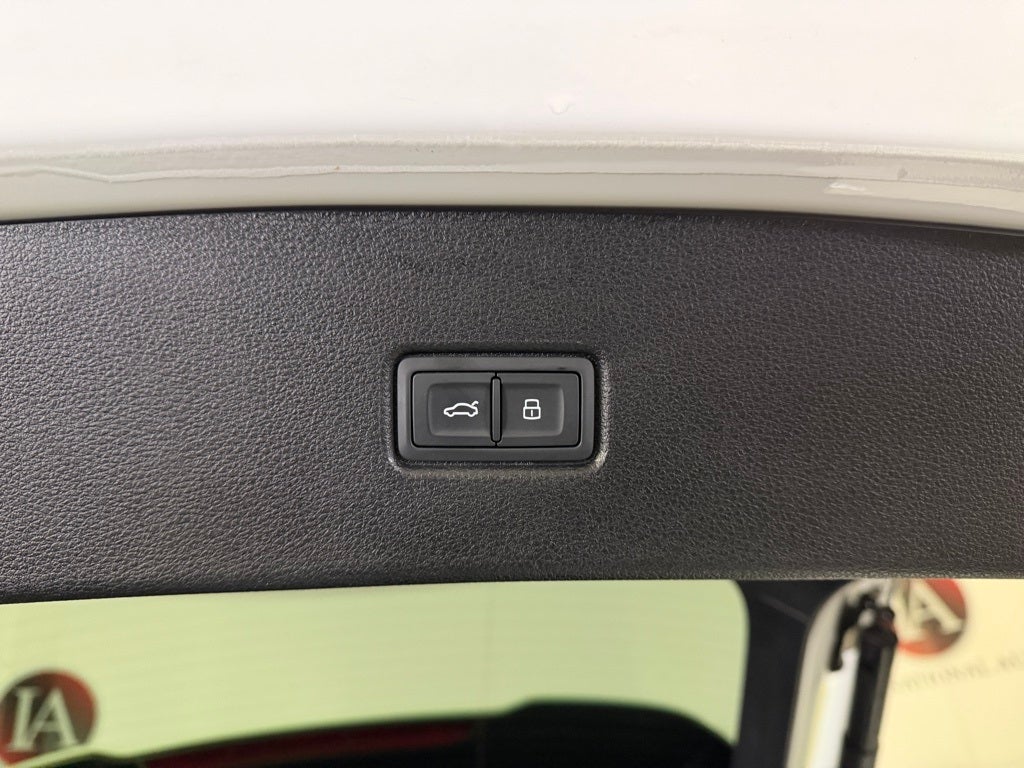 2022 Audi SQ5 Sportback Premium Plus quattro