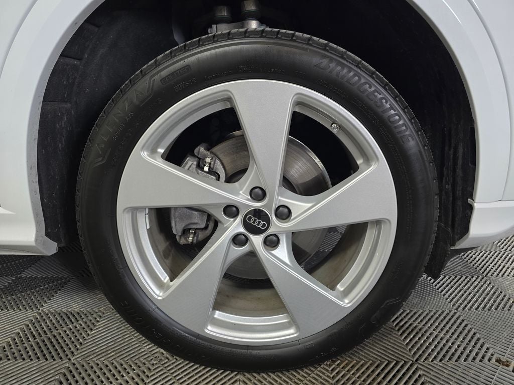 2025 Audi Q5 2.0T Premium Plus quattro