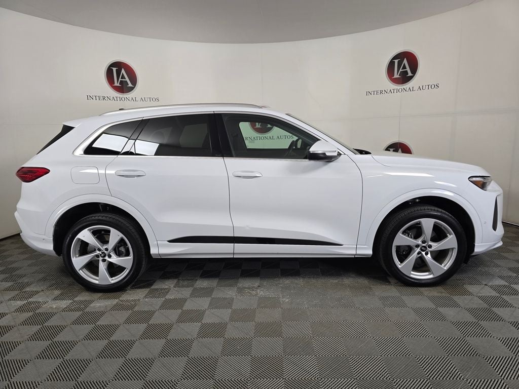 2025 Audi Q5 2.0T Premium Plus quattro