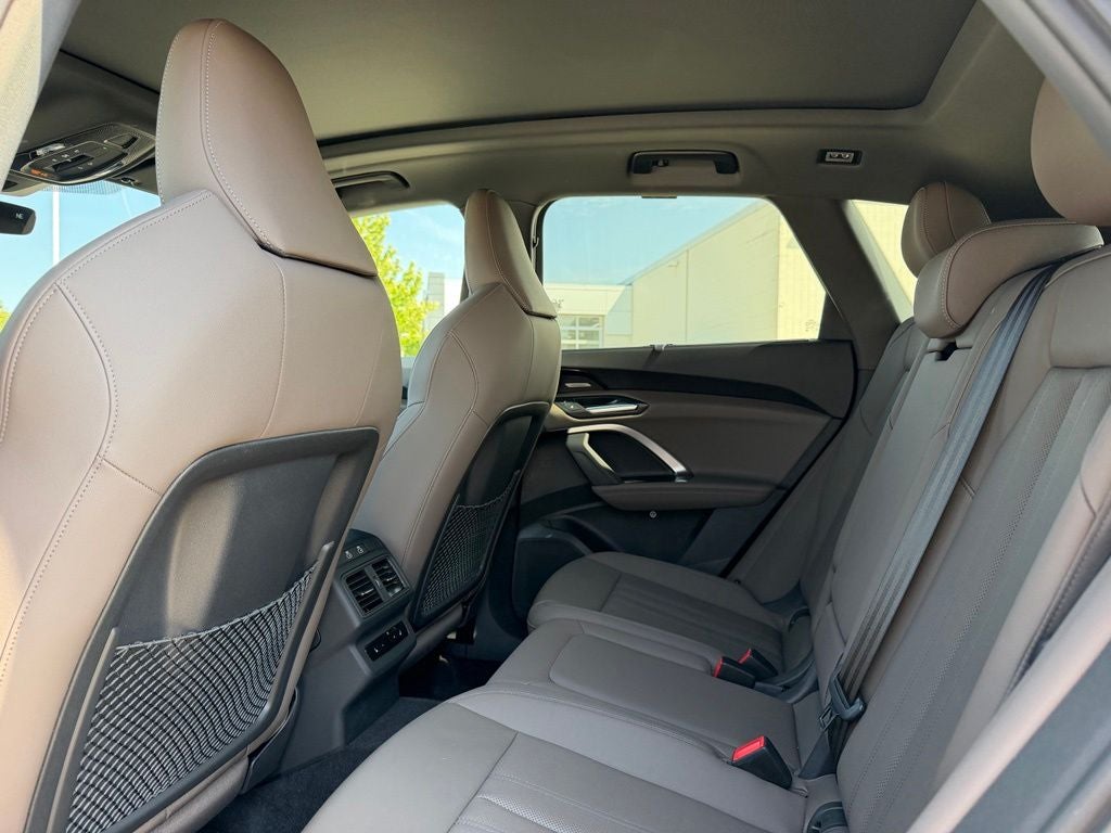 2025 Audi Q5 2.0T Prestige quattro