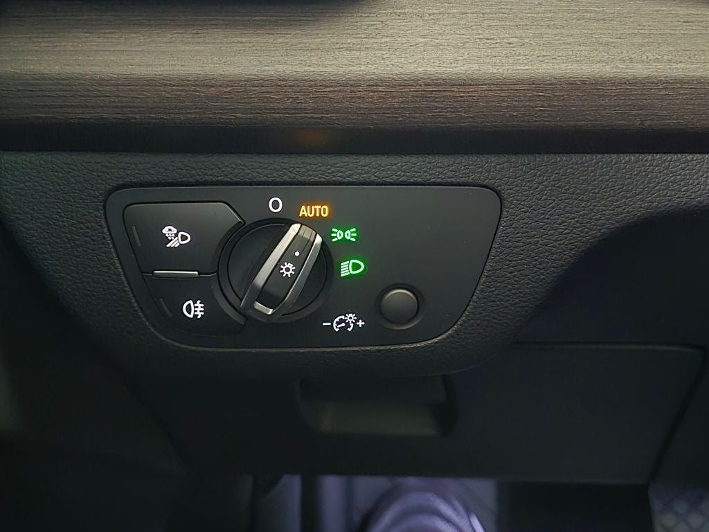 2023 Audi Q5 Sportback 45 S line Premium quattro