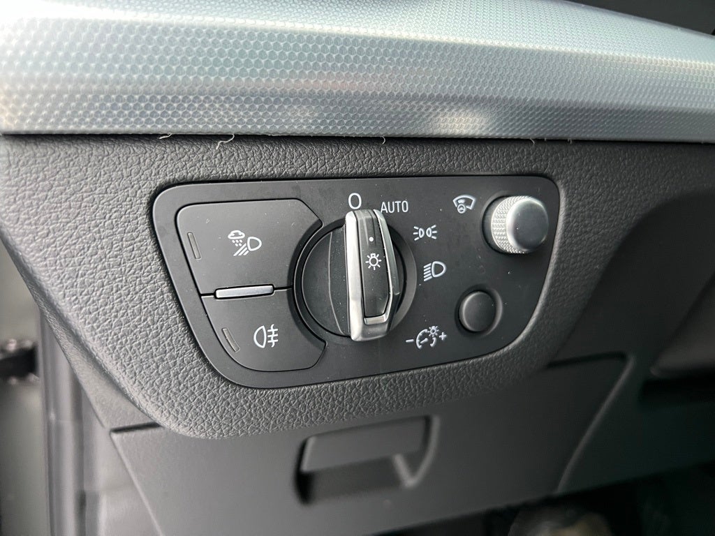 2025 Audi Q5 Sportback 45 S line Prestige quattro