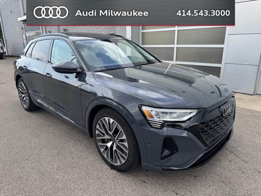 2024 Audi Q8 e-tron Prestige quattro
