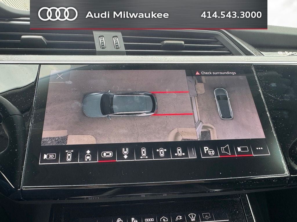 2024 Audi Q8 e-tron Prestige quattro