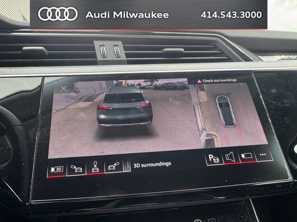 2024 Audi Q8 e-tron Prestige quattro