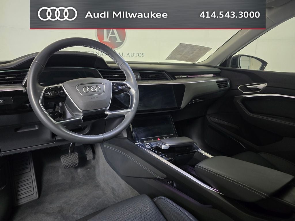 2024 Audi Q8 e-tron Prestige quattro