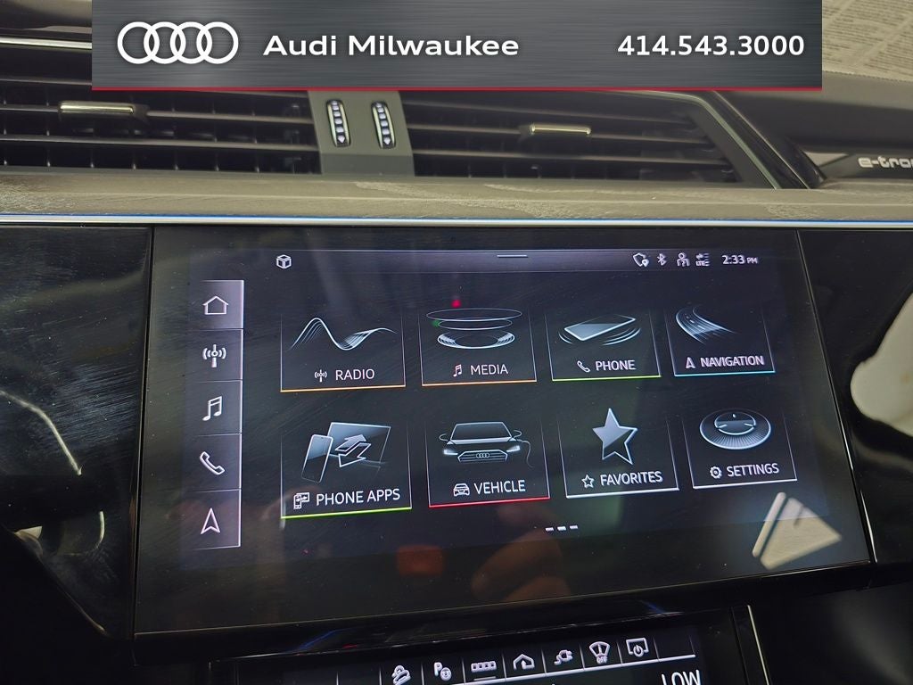2024 Audi Q8 e-tron Prestige quattro