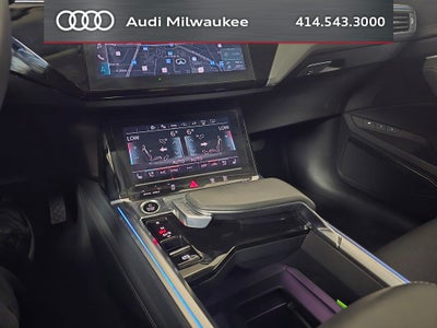 2024 Audi Q8 e-tron Prestige quattro