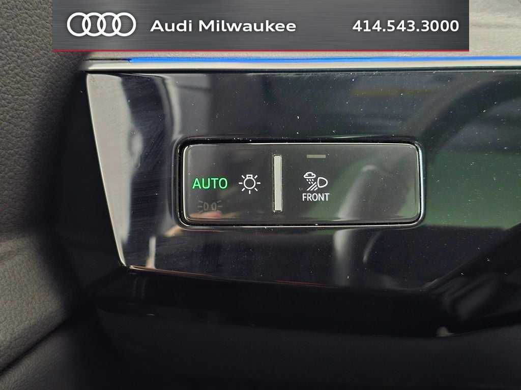 2024 Audi Q8 e-tron Prestige quattro