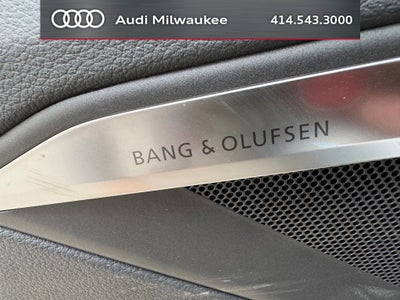 2024 Audi Q8 e-tron Prestige quattro