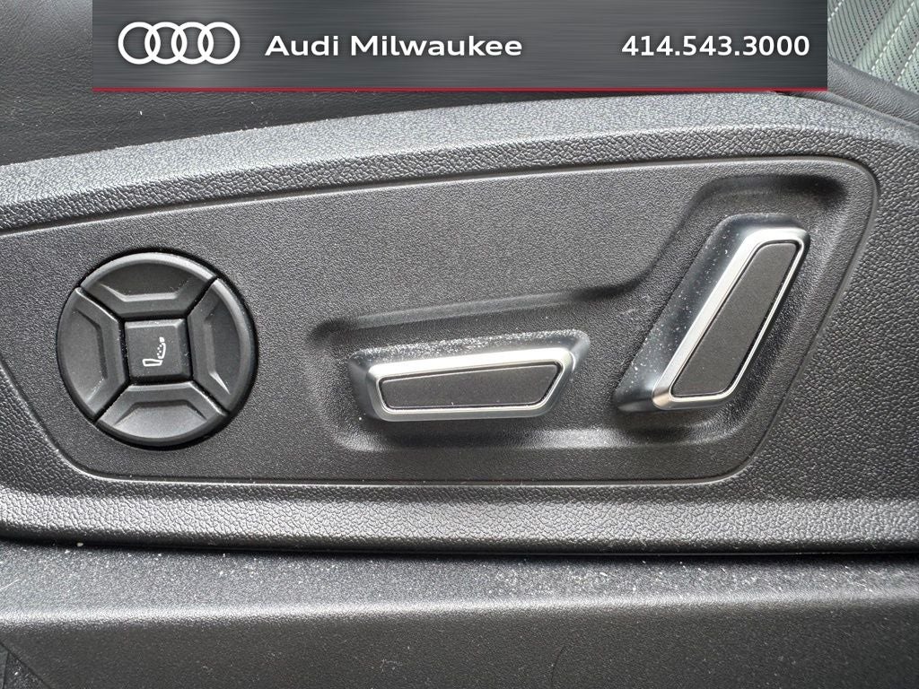 2024 Audi Q8 e-tron Prestige quattro