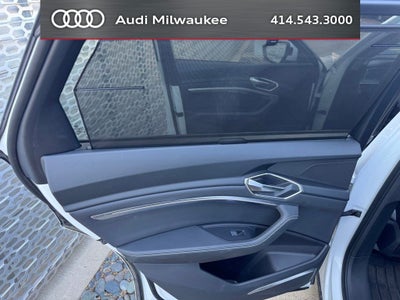 2024 Audi Q8 e-tron Prestige quattro